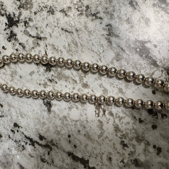 TIFFANY & CO. PEARL NECKLACE - Picture 16 of 16